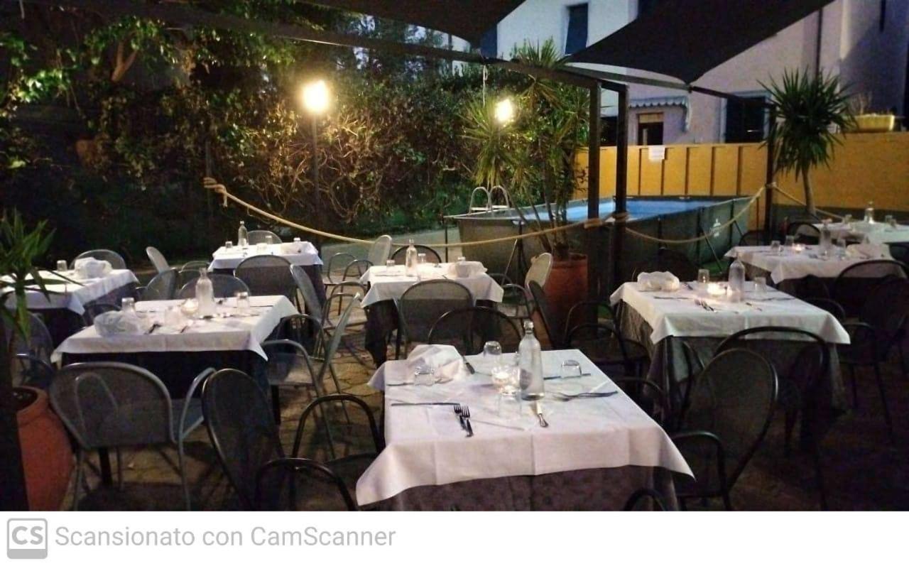 Hotel Raphael Montecatini Terme Exterior photo